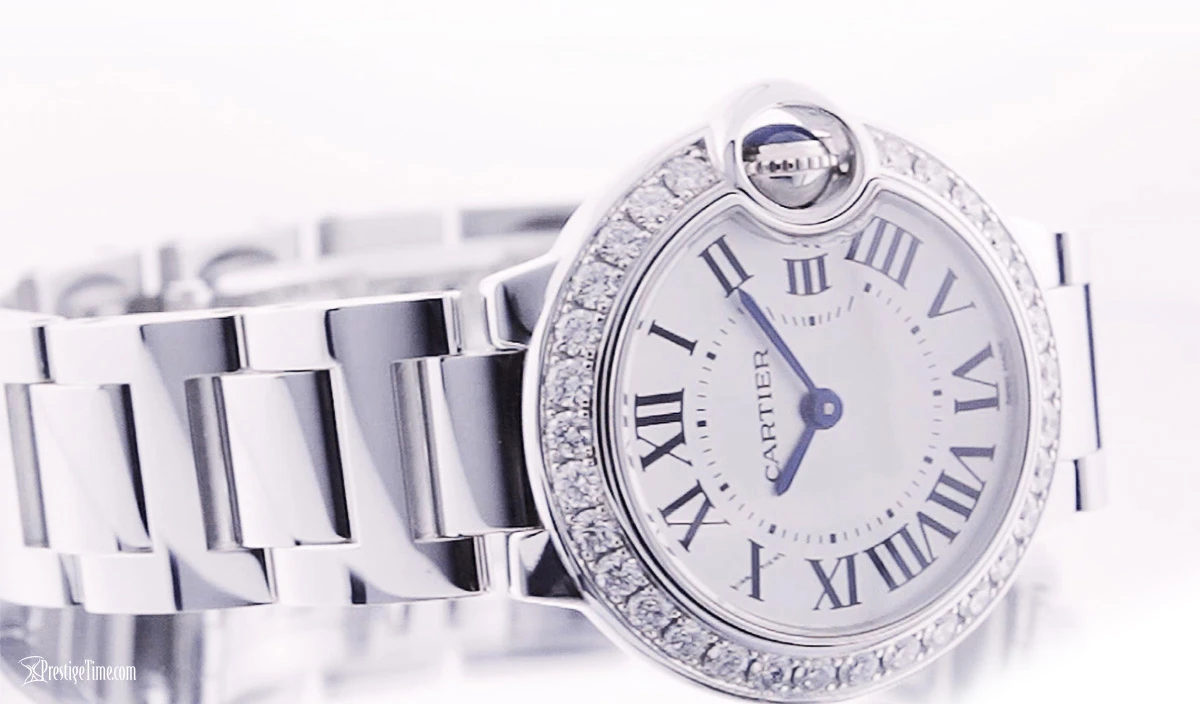 Questo orologio Cartier replica ha il perfetto equilibrio tra grazia femminile e caratteristiche sorprendentemente audaci